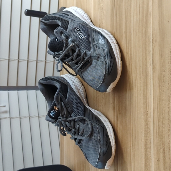 Fila memory deluxe 17 running shoe - Picture 2 of 5